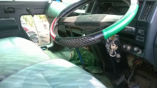 ขาย 6 ล้อ NKR57L วางเครื่อง 4BD1 115 แรงม้า คัสซีสวย กระบะเหล็กยาว 4.30 เมตร ทะเบียนพร้อมโอนครับ