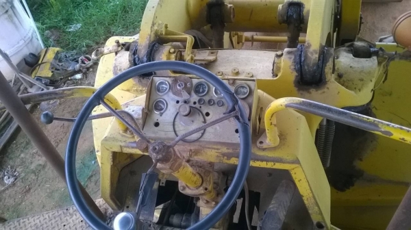 ขายรถตัก CAT 950 สภาพพร้อมใช้ รถใช้งานอยู่ทุกวัน เจ้าของมีหลายคันครับ ราคาต่อรองได้