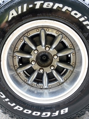 ขออนุญาตลงขายล้อแม็กกล้วยแท้ญี่ปุ่นและยางBF 31x10.5x15 ครับ