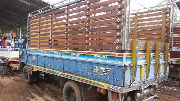 ***ขายแล้วครับขอบคุณ Truck2hand ขาย6ล้อสวยๆ เดิมบางสุดๆ 115 ยอดนิยม ISUZU 115 NPR59LU5M แก้มเหลืองห้างแท้ ปี36 เครื่องเดิมเกียร์เดิม เครื่อง4BD1-115แรง ฝาดำ แห้งๆ แรงดีไม่เยิ้มไม่หลวม เกียร์ดีไม่หลุดไม่หอน ใช้งานน้อยไมล์ 12x,xxx กม. ช่วงล่างเดิมๆ6น็อตหน้า ***ขายแล้วครับขอบคุณ Truck2hand ขาย6ล้อสวยๆ เดิมบางสุดๆ 115 ยอดนิยม ISUZU 115 NPR59LU5M แก้มเหลืองห้างแท้ ปี36 เครื่องเดิมเกียร์เดิม เครื่อง4BD1-115แรง ฝาดำ แห้งๆ แรงดีไม่เยิ้มไม่หลวม เกียร์ดีไม่หลุดไม่หอน ใช้งานน้อยไมล์ 12x,xxx กม. ช่วงล่างเดิมๆ6น็อตหน้า