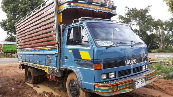 ***ขายแล้วครับขอบคุณ Truck2hand ขาย6ล้อสวยๆ เดิมบางสุดๆ 115 ยอดนิยม ISUZU 115 NPR59LU5M แก้มเหลืองห้างแท้ ปี36 เครื่องเดิมเกียร์เดิม เครื่อง4BD1-115แรง ฝาดำ แห้งๆ แรงดีไม่เยิ้มไม่หลวม เกียร์ดีไม่หลุดไม่หอน ใช้งานน้อยไมล์ 12x,xxx กม. ช่วงล่างเดิมๆ6น็อตหน้า ***ขายแล้วครับขอบคุณ Truck2hand ขาย6ล้อสวยๆ เดิมบางสุดๆ 115 ยอดนิยม ISUZU 115 NPR59LU5M แก้มเหลืองห้างแท้ ปี36 เครื่องเดิมเกียร์เดิม เครื่อง4BD1-115แรง ฝาดำ แห้งๆ แรงดีไม่เยิ้มไม่หลวม เกียร์ดีไม่หลุดไม่หอน ใช้งานน้อยไมล์ 12x,xxx กม. ช่วงล่างเดิมๆ6น็อตหน้า
