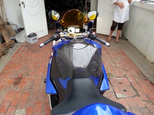 ...ขายGsxr1000(K7)สรรพสารมิตรแท้.แต่งเพียบ.สีเดิมสติ๊ก้กอร์เดิมโรงงานครับ..