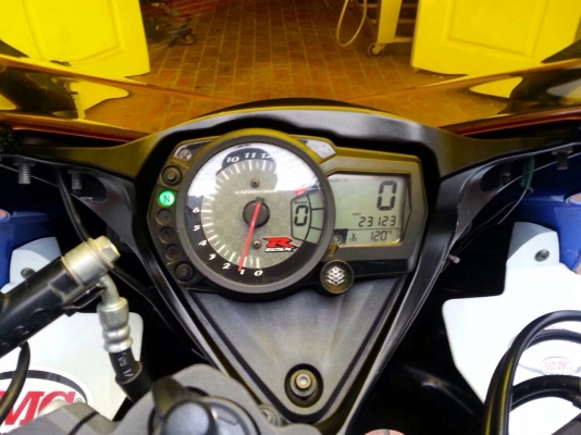 ...ขายGsxr1000(K7)สรรพสารมิตรแท้.แต่งเพียบ.สีเดิมสติ๊ก้กอร์เดิมโรงงานครับ..