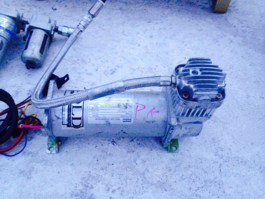 ขายปั๊มลมพร้อมถัง