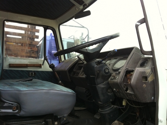 ขาย HINO FF 6 ล้อ กระบะเหล็กต่อใหม่ยาว 7 เมตร