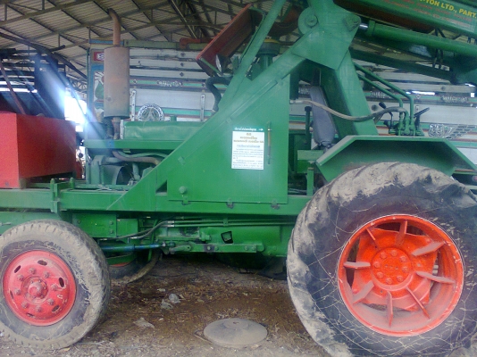 รถคีบหลัง ฟอร์ด 6100 เกียร์ทอร์คมีทะเบียน