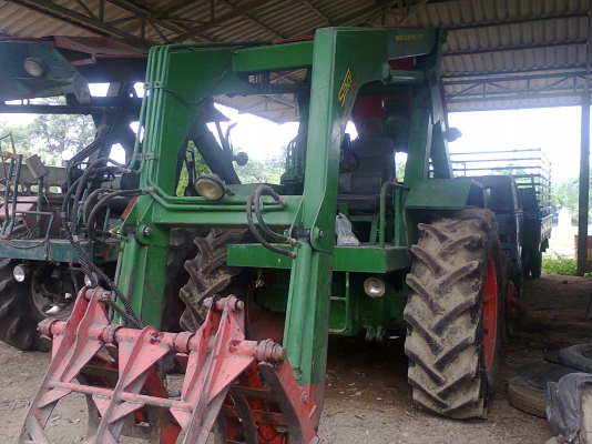 รถคีบหลัง ฟอร์ด 6100 เกียร์ทอร์คมีทะเบียน