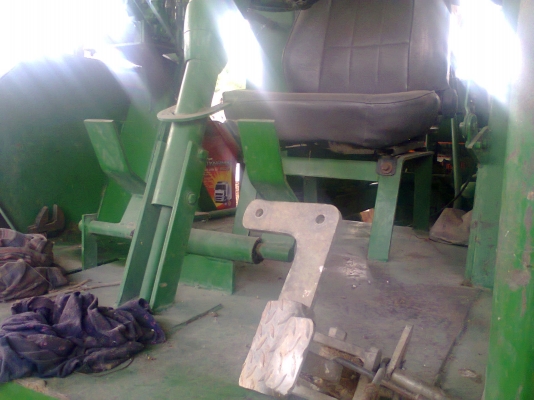 รถคีบหลัง ฟอร์ด 6100 เกียร์ทอร์คมีทะเบียน