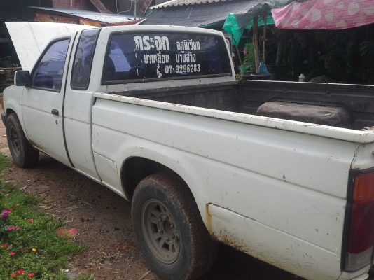 ขาย นิสสัน big m สภาพดี คัสซีสวย เอกสารพร้อมโอน ราคาต่อลองได้ 75000