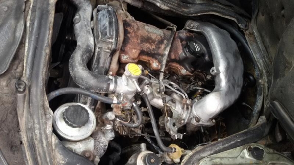 ขายรถตู้ Toyota Hiace 2.8 หัวจรวดปี95 เครื่อง-ช่วงล่างดีมากๆ เบาะครับ มีเพาเวอร์ เบาะครบ แอร์ไม่เย็น ภาษีขาดปีกว่าๆ ราคาประหยัด ต่อลองกันได้