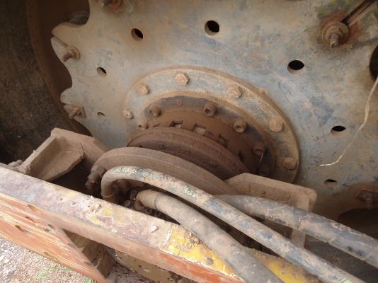 ขายรถบดVIBROMAX-2000-W1102-D-10ตันมีเล่มทะเบียน