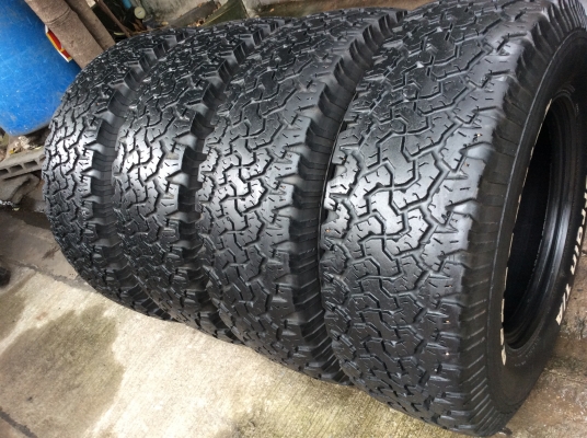 ขายยาง BF Goodrich Allterrain 265-75-16 สวยๆถูกๆครับ