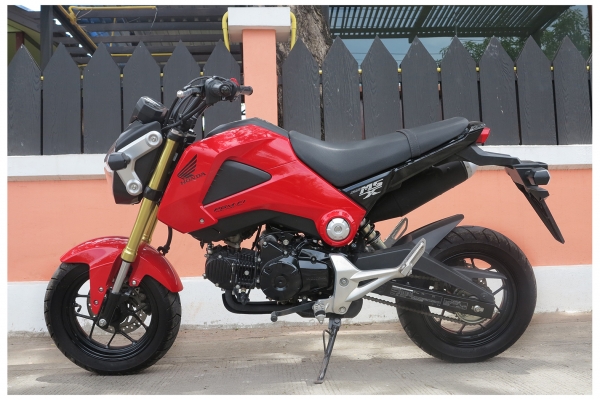 ---------- ขาย Honda MSX 125 สภาพป้ายแดงซักคัน --------- ---------- ขาย Honda MSX 125 สภาพป้ายแดงซักคัน ---------