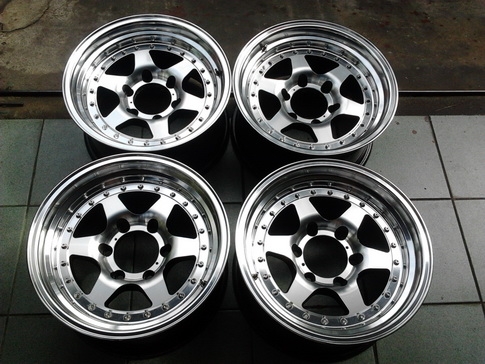 Max ออฟโรด 6รู ขอบ16 กว้าง8 ออฟ-5 สวยๆ 1ชุด