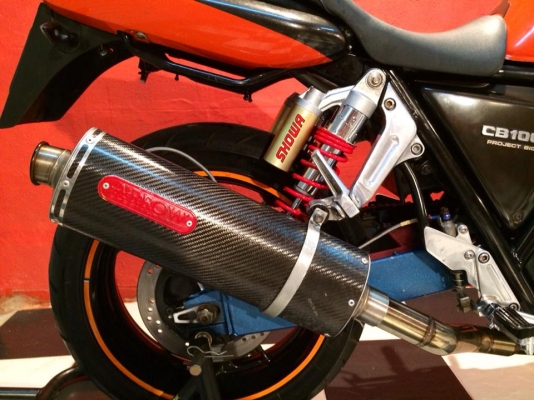 ต้ำพระราม2ขายHONDA CB 1000 BIG1 โฉมปี 2000 แต่งงามๆราคาเพียง 84500 ฿