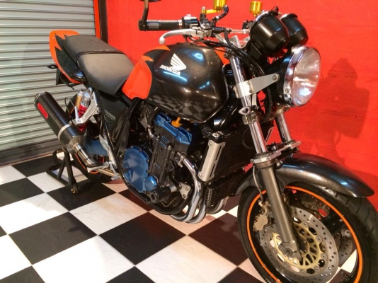 ต้ำพระราม2ขายHONDA CB 1000 BIG1 โฉมปี 2000 แต่งงามๆราคาเพียง 84500 ฿