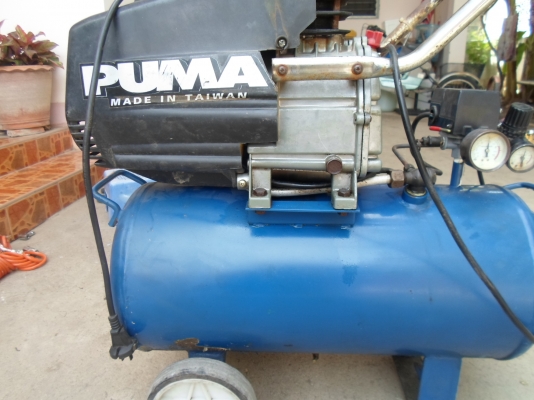ปั๊มโรตารี พูมา สภาพสวย เหมือนใหม่ 3 แรง ถังจุ 30 ลิตร พร้อมใช้ไฟบ้าน 4,000