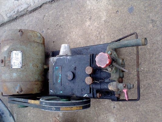 เครื่องฉีดน้ำแรงดันสูง