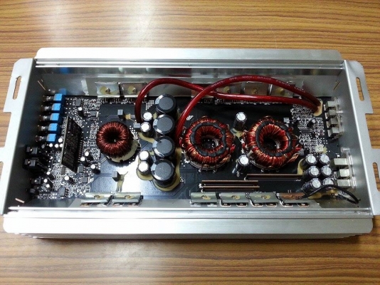 แอมป์คลาสดี  2000 วัตท์