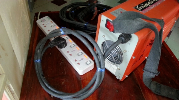 ขายเครื่องเชื่อมระบบ INVERTERพลังสูง300Aแบบหน้าปัดดิจิตอลยี่ห้อHEROพร้อมใช้งาน