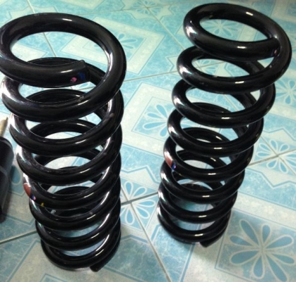 ขายโช๊ค Mazda BT 50 Pro 4x4 หน้าหลัง 4 ต้น สปริงคู่หน้า 2 ตัว มือสอง ขายโช๊ค Mazda BT 50 Pro 4x4 หน้าหลัง 4 ต้น สปริงคู่หน้า 2 ตัว มือสอง