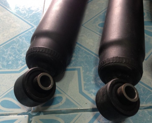 ขายโช๊ค Mazda BT 50 Pro 4x4 หน้าหลัง 4 ต้น สปริงคู่หน้า 2 ตัว มือสอง ขายโช๊ค Mazda BT 50 Pro 4x4 หน้าหลัง 4 ต้น สปริงคู่หน้า 2 ตัว มือสอง