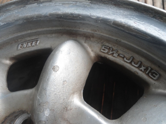 ขายต่อครับ ขาย ล้อกล้วย Enkai ขอบ 13 4 รู 114.3 กว้าง 5.5 แท้ ขายต่อครับ ขาย ล้อกล้วย Enkai ขอบ 13 4 รู 114.3 กว้าง 5.5 แท้