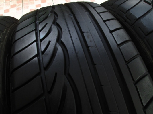 ขายยาง DUNLOP SP01 205-55-16 ปี2113 (1ชุด) ไม่แพง