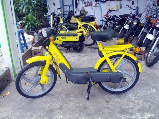 **** ขายจักรยานมีเครื่อง Piaggio Ciao รุ่นล้อแมกซ์ ****