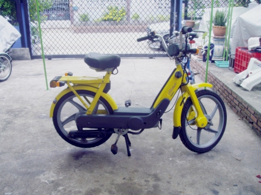 **** ขายจักรยานมีเครื่อง Piaggio Ciao รุ่นล้อแมกซ์ ****