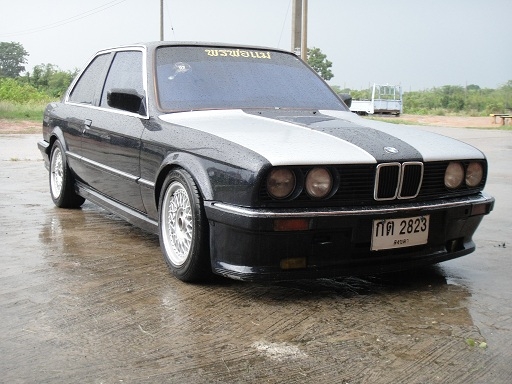 รับมัดจำแล้วครับ ขาย BMW 318i E30 สองประตู เครื่องหัวฉีด ราคาถูก รับมัดจำแล้วครับ ขาย BMW 318i E30 สองประตู เครื่องหัวฉีด ราคาถูก