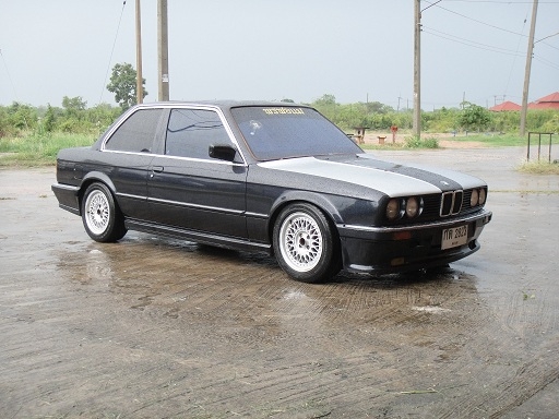 รับมัดจำแล้วครับ ขาย BMW 318i E30 สองประตู เครื่องหัวฉีด ราคาถูก รับมัดจำแล้วครับ ขาย BMW 318i E30 สองประตู เครื่องหัวฉีด ราคาถูก