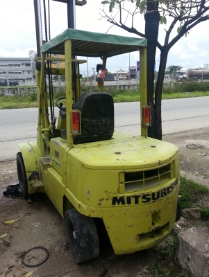 ขาย/ให้เช่ารถโฟล์คลิฟ 2.5 ตัน มือสองสภาพดีเก่านอก ขาย/ให้เช่ารถโฟล์คลิฟ 2.5 ตัน มือสองสภาพดีเก่านอก