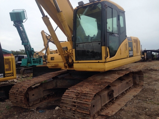 ขายรถแมคโครPC200-7สภาพพร้อมใช้ครับ สนใจติดต่อ บอย 085-156-2314 081-3712233 ขายรถแมคโครPC200-7สภาพพร้อมใช้ครับ สนใจติดต่อ บอย 085-156-2314 081-3712233