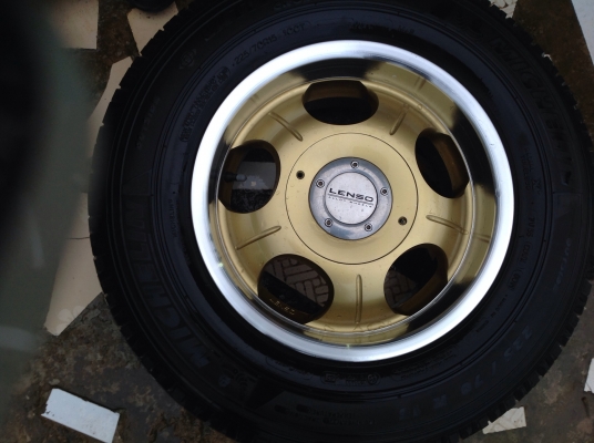 แม็กซ์LENSO7500บาท