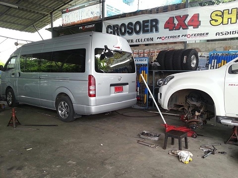 ช่วงล่างรถตู้ Toyota by Shock  ProFenDer