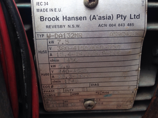 ขายปั้มน้ำ Split case มอเตอร์ 10 HP. 380 V ขนาด เข้า 5 ออก 4 นิ้ว สภาพดี มี 4 ชุดครับ