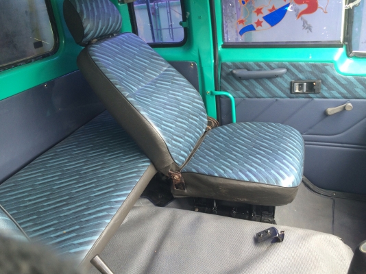 มาอีกแล้วครับ รถพ้อมใช้ ร๊อกใหญ่240/เกียร์อีตั้น/มีไฟแนนต์รองรับครับ