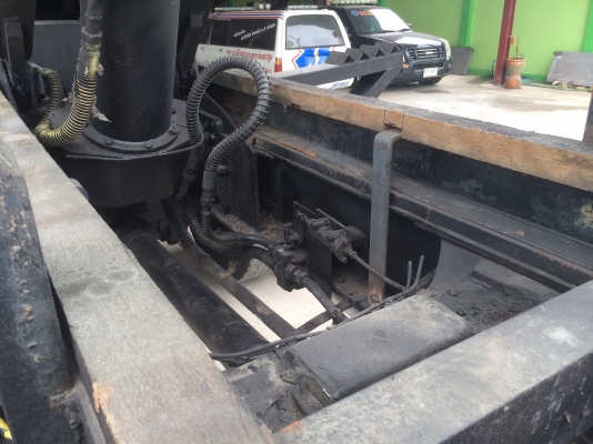 มาอีกแล้วครับ รถพ้อมใช้ ร๊อกใหญ่240/เกียร์อีตั้น/มีไฟแนนต์รองรับครับ