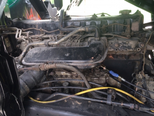 มาอีกแล้วครับ รถพ้อมใช้ ร๊อกใหญ่240/เกียร์อีตั้น/มีไฟแนนต์รองรับครับ