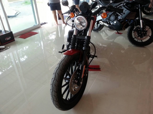 เพื่อนฝากขาย. Harley 883. ปี 2013. ใหม่กริ๊ปๆ. ..!!