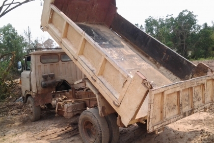 HINO KM310 ดั้ม เครื่อง 117 F หน้าหลัง เล่มพร้อมโอน