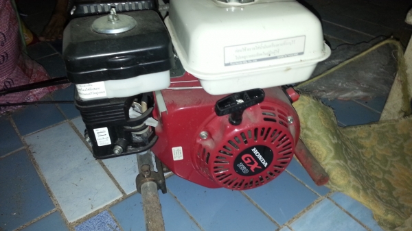 ขายเครื่องยนต์ honda gx 160 / 5.5แรง พร้อมชุดหางเรือ
