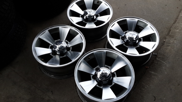 แม็กเดิมมิตซูครับขอบ16"