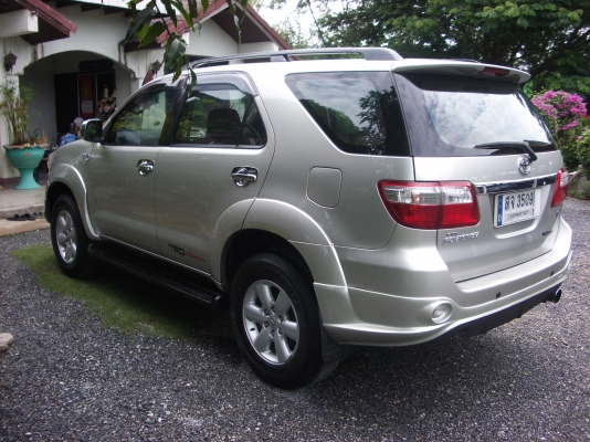 ขายฟอร์จูนเนอร์  แต่งสวย มือเดียว ไม่ชน