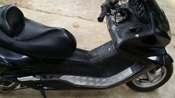 ลูกค้าฝากขาย honda forza 250 cc