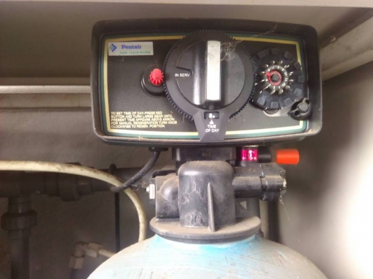 ขายด่วนเครื่องผลิดน้ำดื่ม RO -720 ราคา 32000 บาท ขายด่วนเครื่องผลิดน้ำดื่ม RO -720 ราคา 32000 บาท