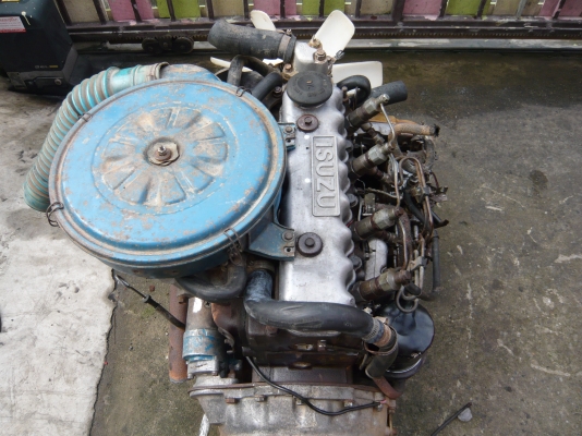 ขายเครื่องยนต์ดีเซล isuzu c223