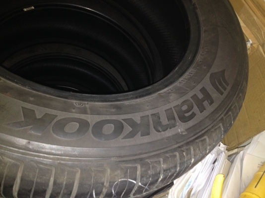 ขายล้อแม็กลาย VIP ขอบ 18 6 รู พร้อมยาง 255 60 18 ปี 12 สภาพใช้ได้อีกนานครับ