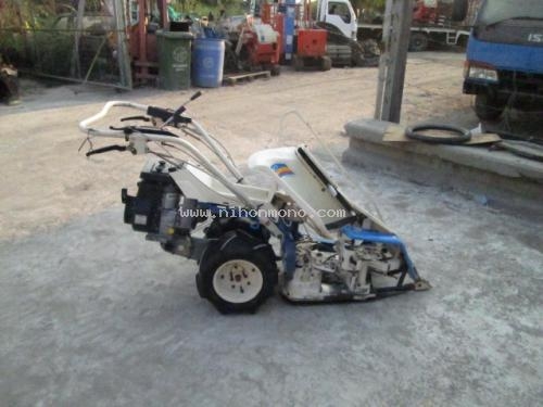 รถเกี่ยวข้าวเดินตาม !!!  ISEKI    SL35  รหัสสินค้า : 14001681  หรือเพิ่มเติมไดที่ www.nihonmono.com